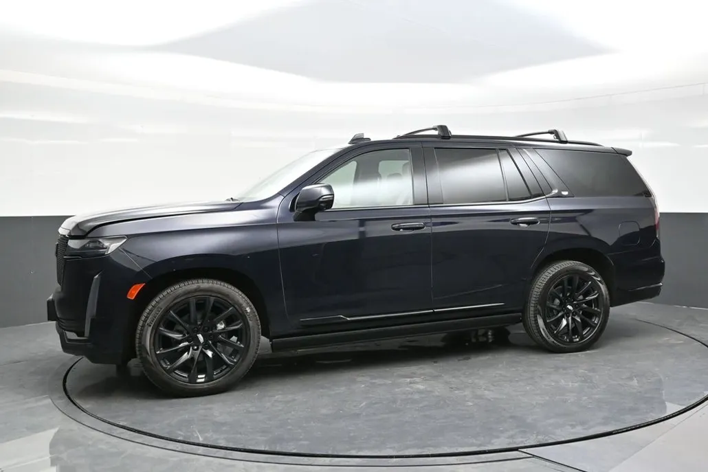 2023 Cadillac Escalade Sport Platinum photo 1