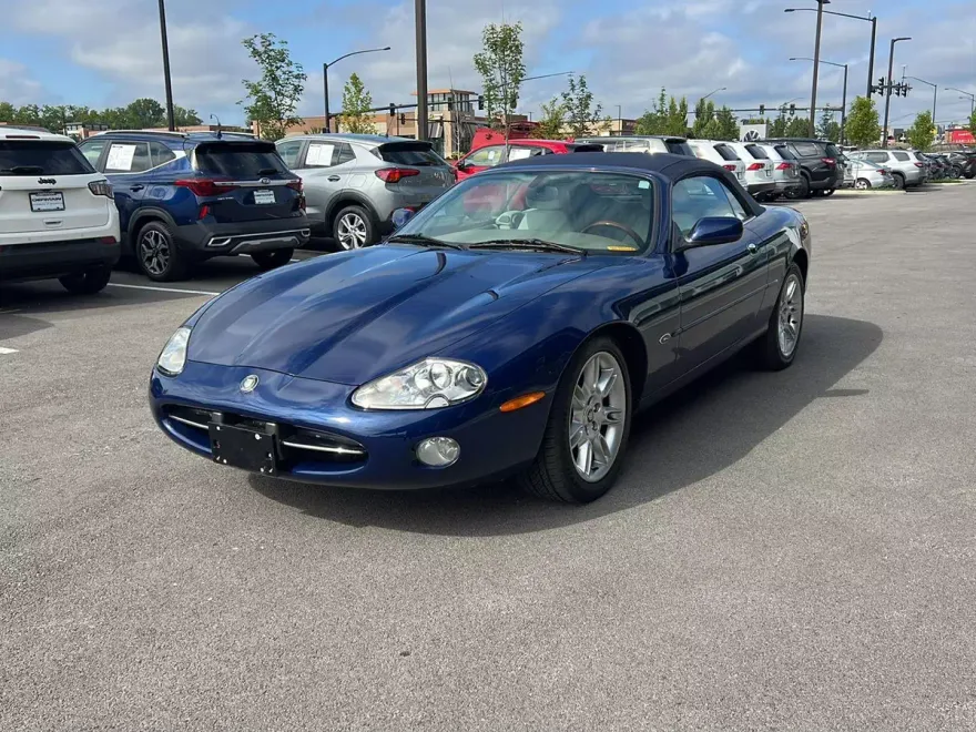 2001 Jaguar XK 8 photo 1