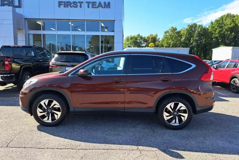2015 Honda CR-V Touring photo 1