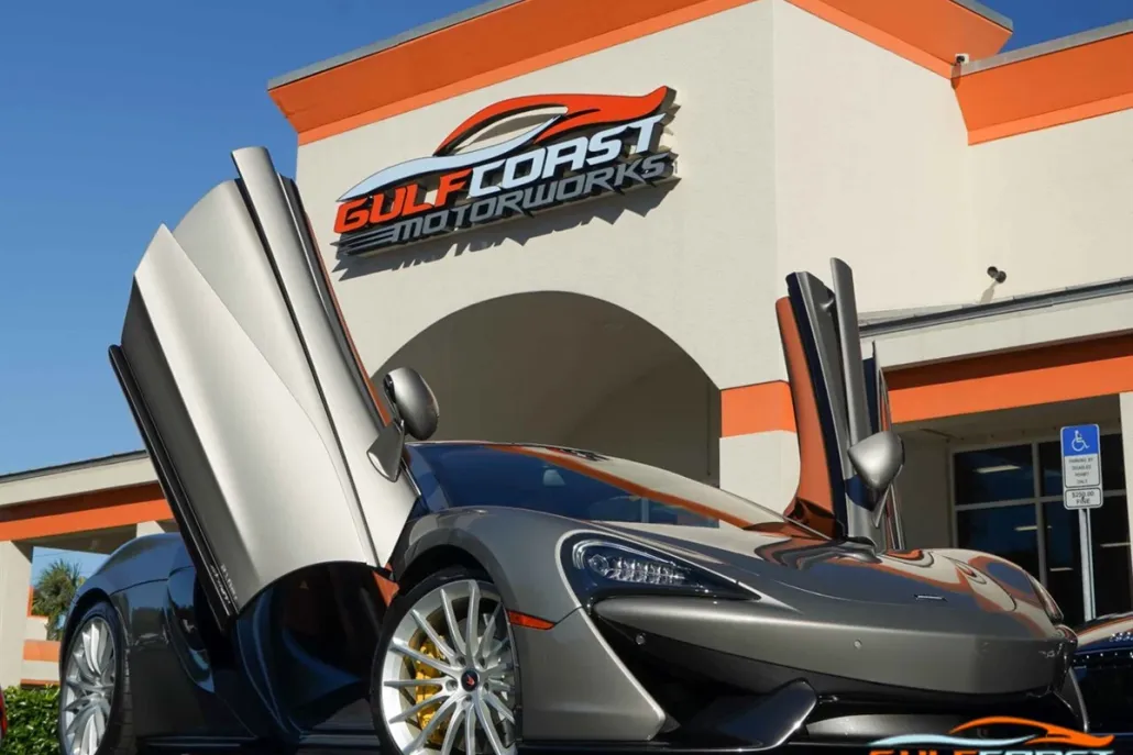 2017 Mclaren 570GT photo 1