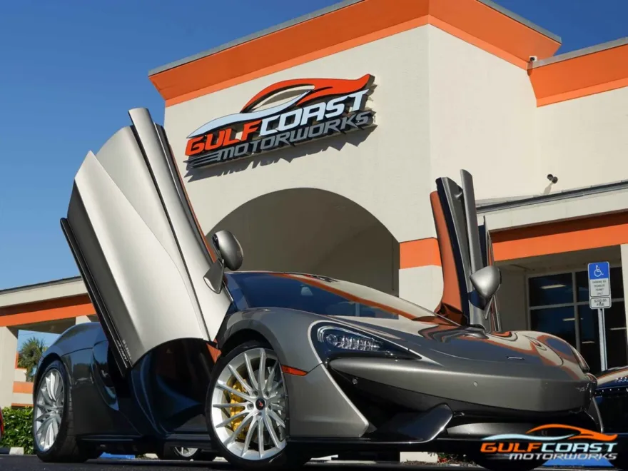 2017 Mclaren 570GT photo 1