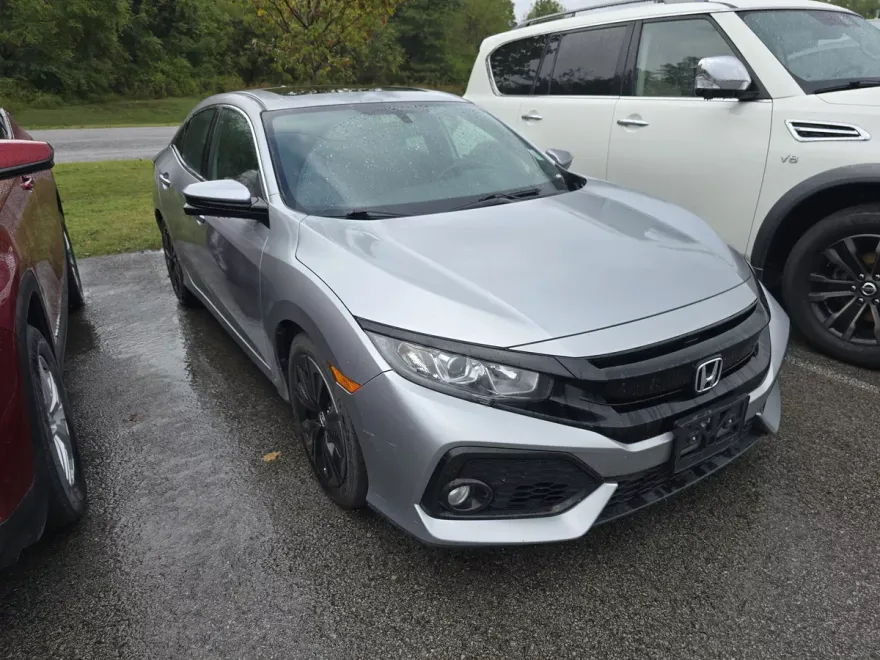 2018 Honda Civic EX-L Hatchback photo 1