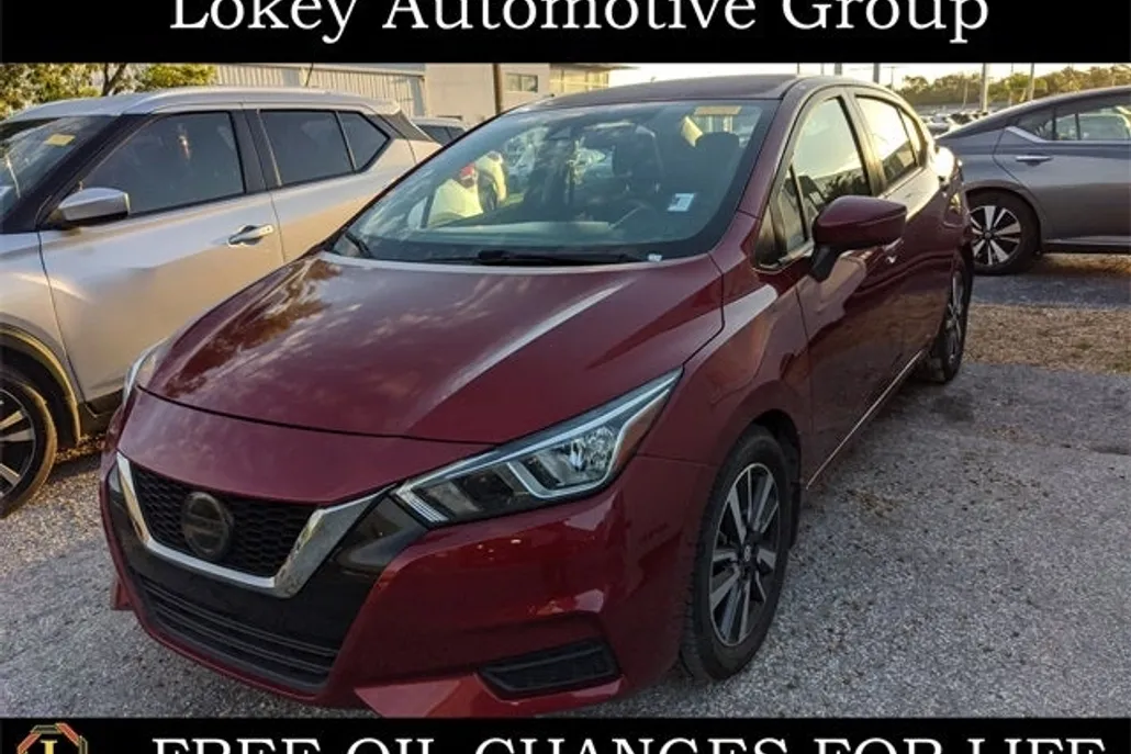 2020 Nissan Versa 1.6 SV photo 1
