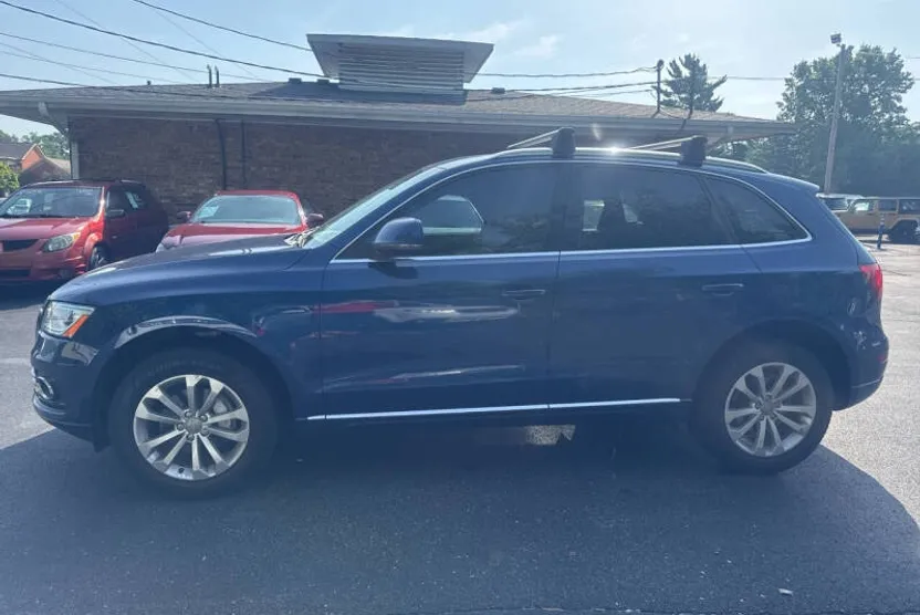 2013 Audi Q5 2.0T Premium photo 1