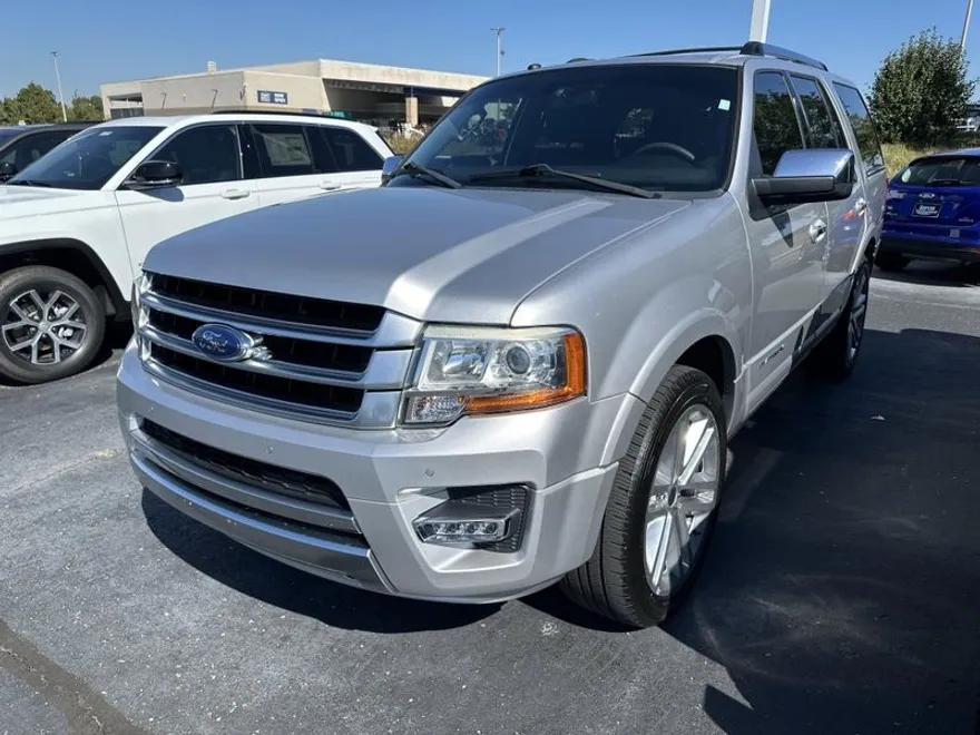 2017 Ford Expedition Platinum photo 1