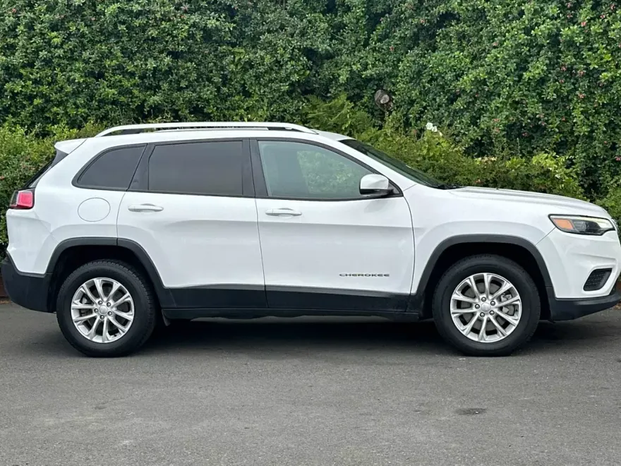 2020 Jeep Cherokee Latitude photo 1