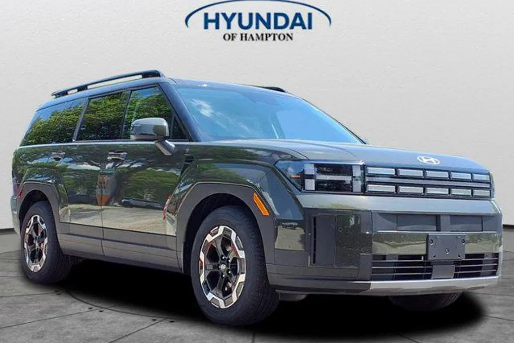 2025 Hyundai Santa Fe SEL photo 1