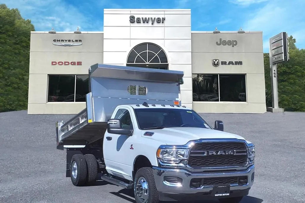 2023 Ram 3500 Tradesman photo 1