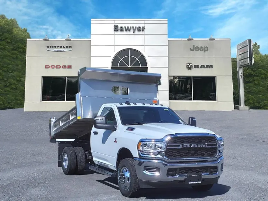 2023 Ram 3500 Tradesman photo 1