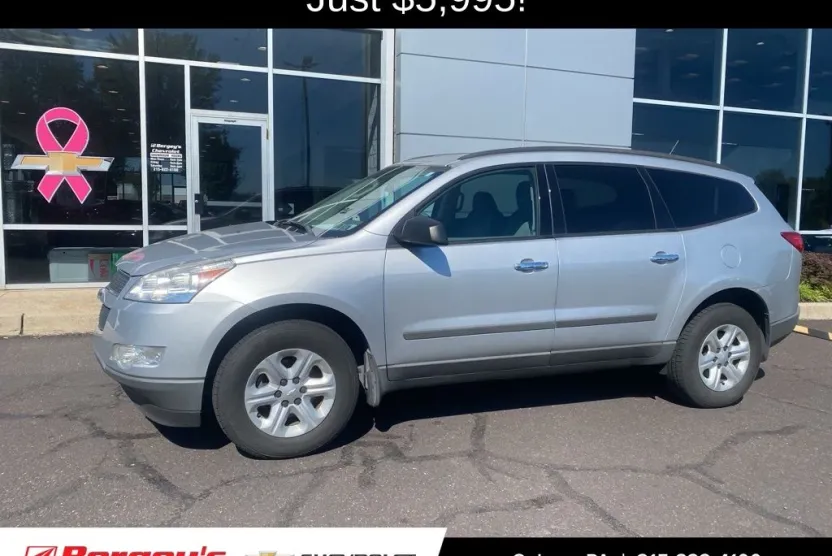 2012 Chevrolet Traverse LS photo 1