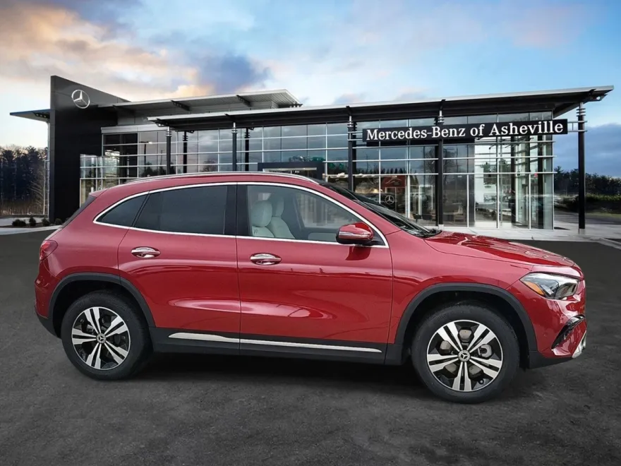 2025 Mercedes Benz GLA 250 4MATIC photo 1