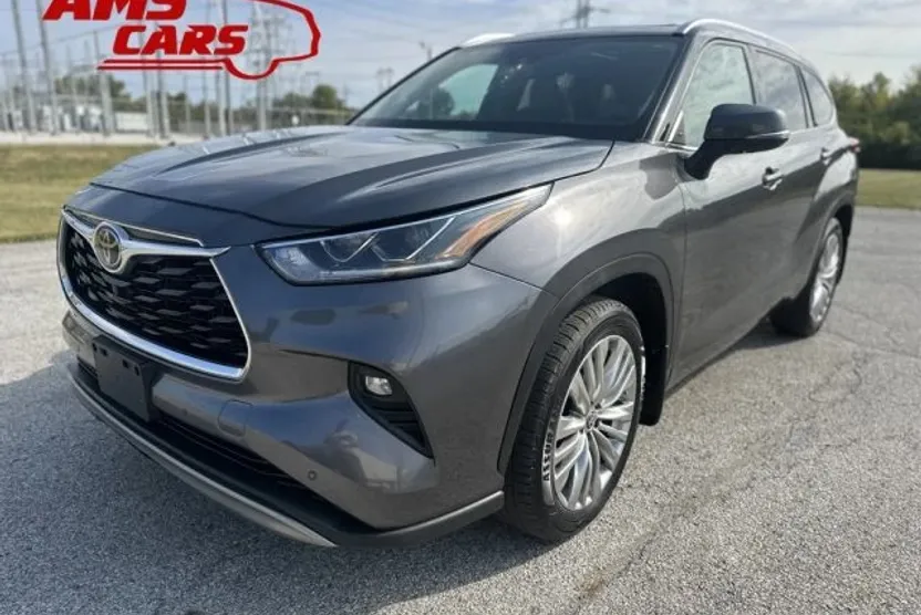 2022 Toyota Highlander Platinum Sport photo 1