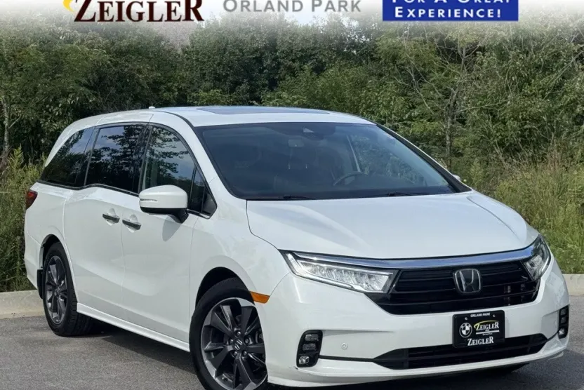 2022 Honda Odyssey Elite photo 1