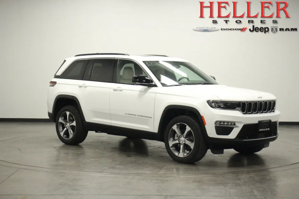 2025 Jeep Grand Cherokee Limited photo 1