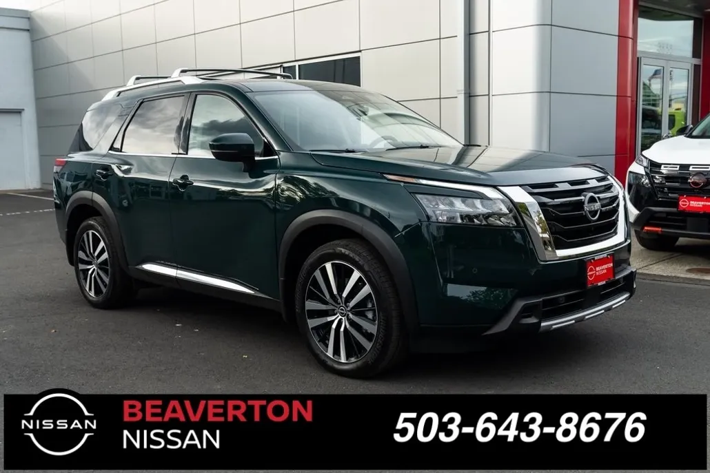 2025 Nissan Pathfinder Platinum photo 1