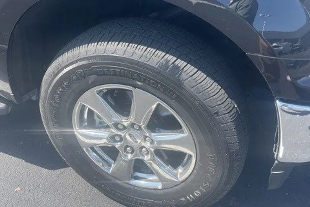 2020 Ford F-150 XLT photo 1