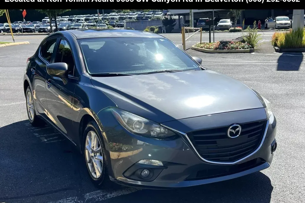 2016 Mazda Mazda3 Touring photo 1