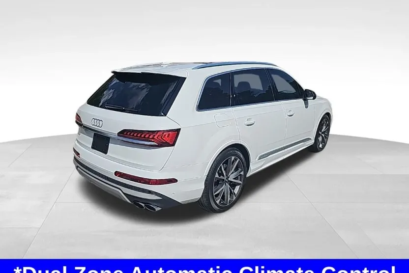 2022 Audi SQ7 Prestige photo 1