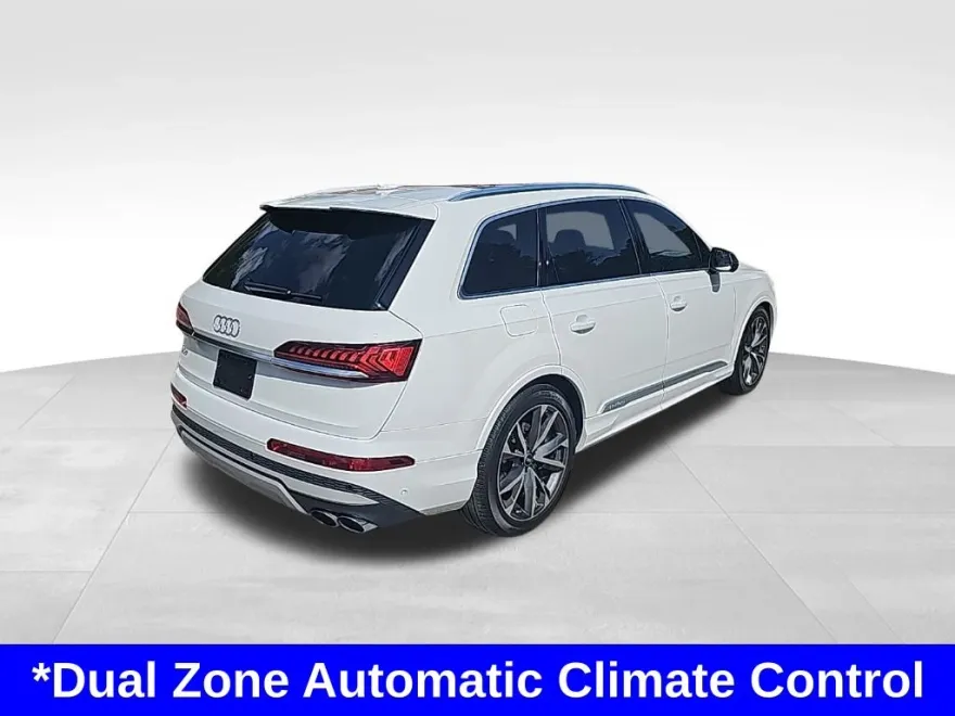 2022 Audi SQ7 Prestige photo 1