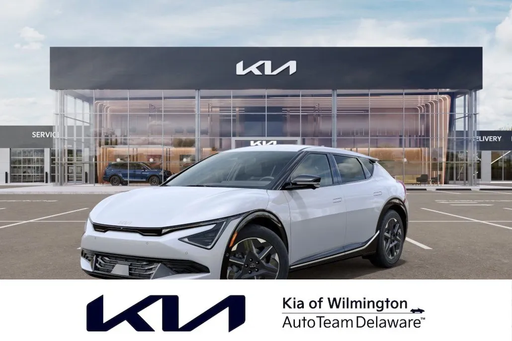 2025 Kia EV6 Light photo 1