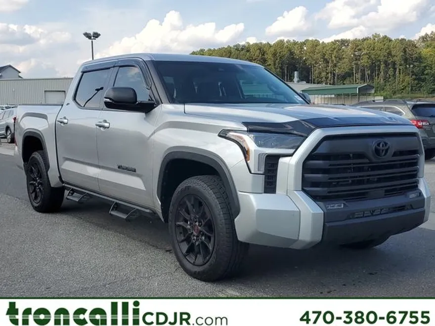 2025 Toyota Tundra SR5 photo 1