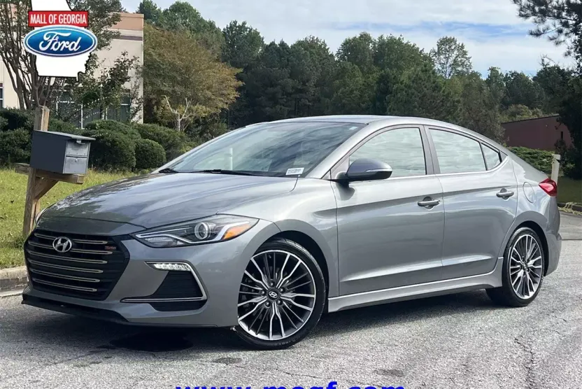 2018 Hyundai Elantra Sport photo 1