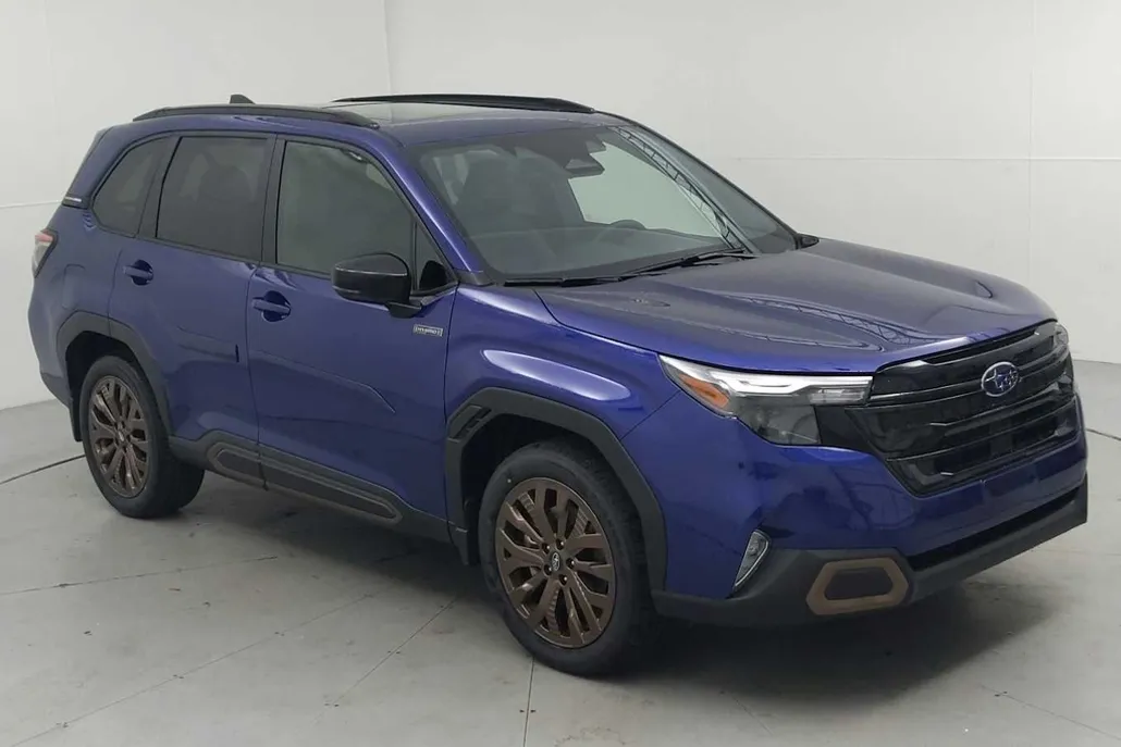 2025 Subaru Forester Sport photo 1