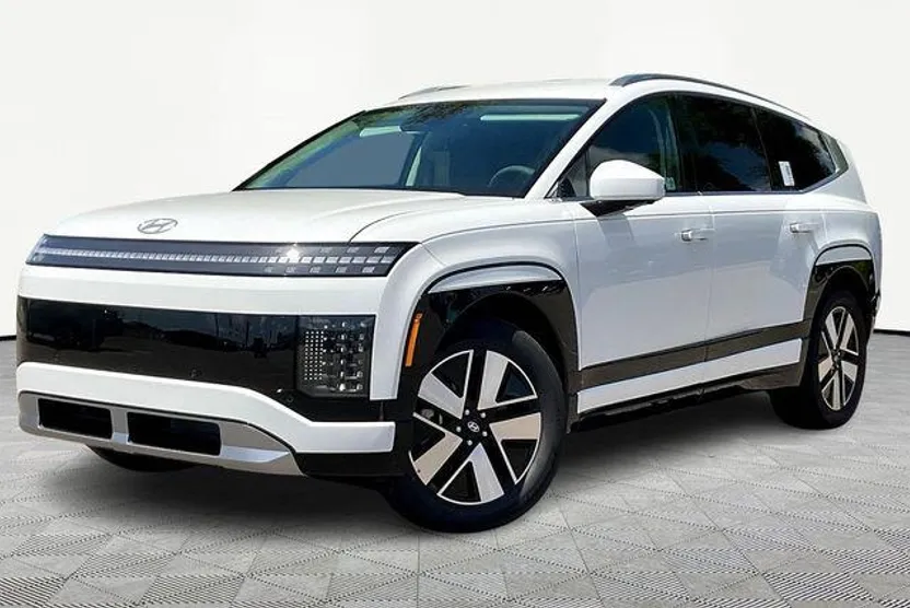2026 Hyundai Ioniq SEL photo 1