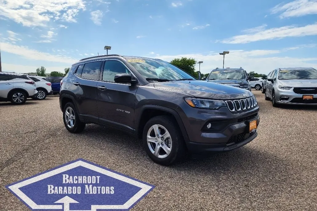 2024 Jeep Compass Latitude photo 1
