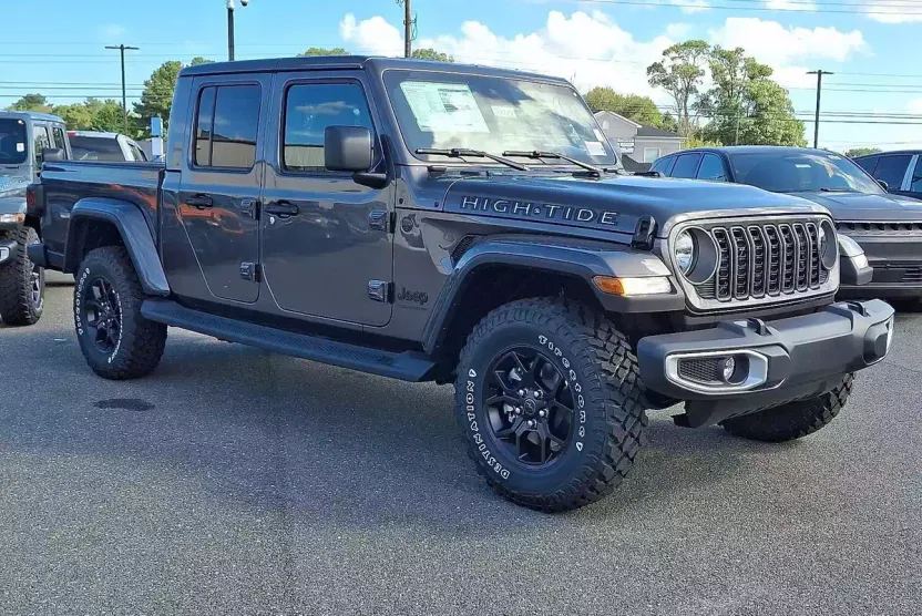2025 Jeep Gladiator Sport photo 1