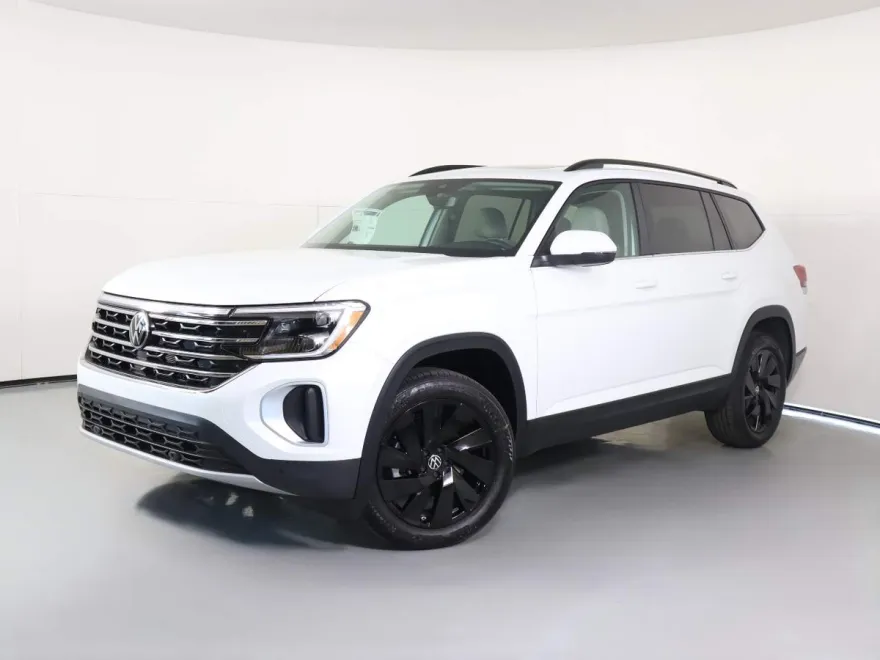 2026 Volkswagen Atlas SE Technology photo 1