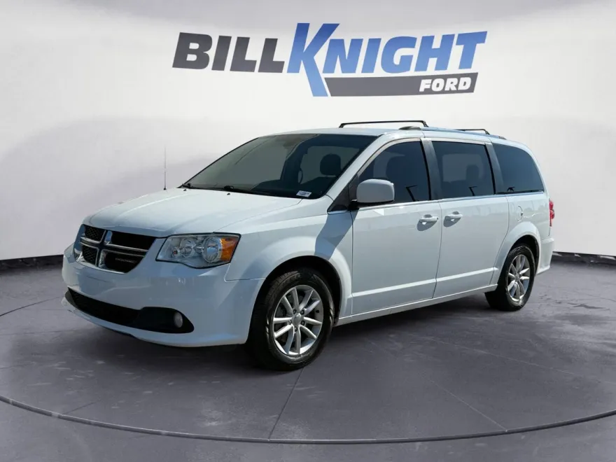 2020 Dodge Grand Caravan SXT photo 1