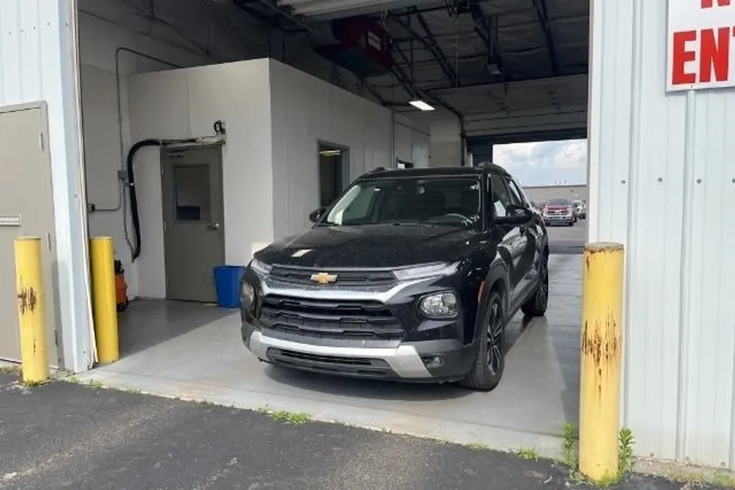2023 Chevrolet Trailblazer LT photo 1