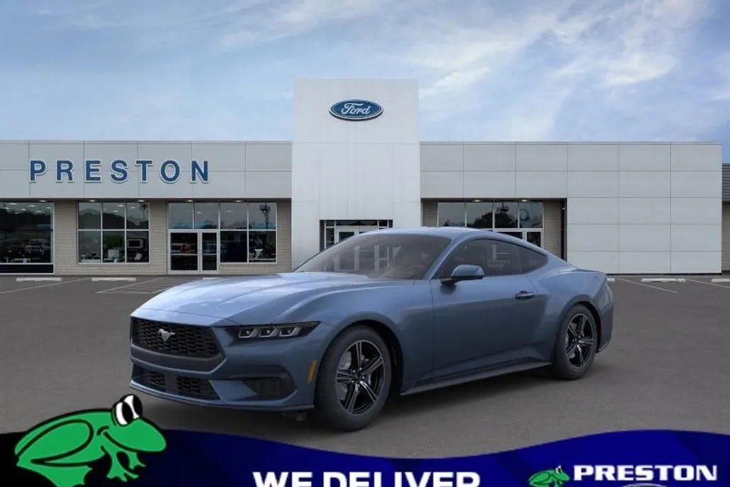2025 Ford Mustang EcoBoost photo 1