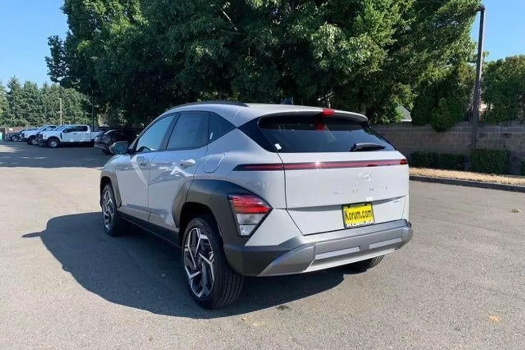 2026 Hyundai Kona SEL photo 1