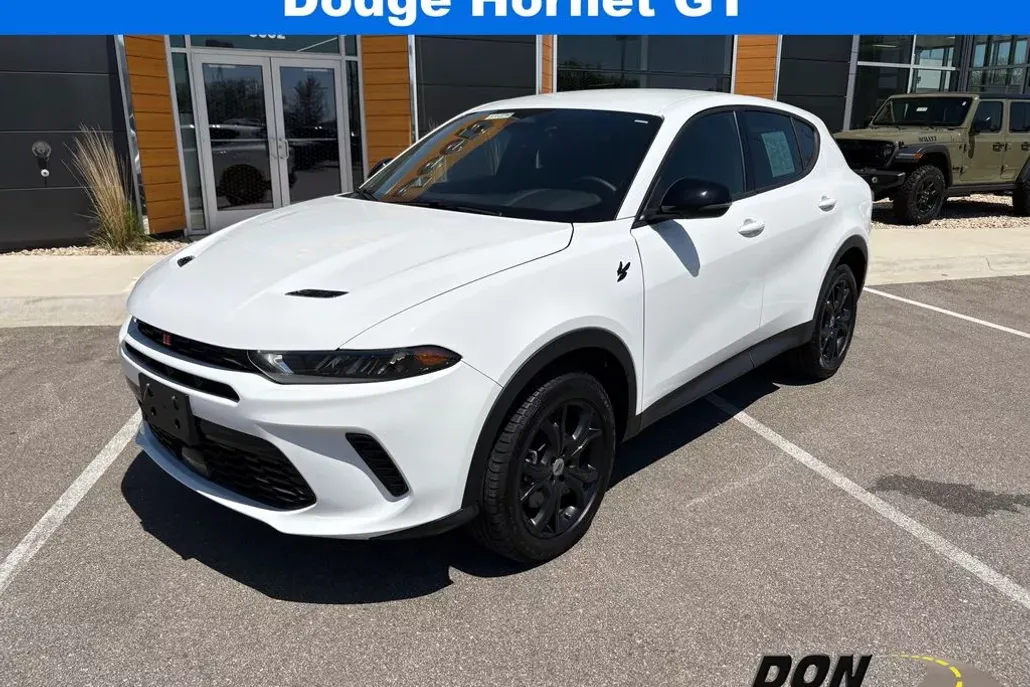 2025 Dodge Hornet GT photo 1