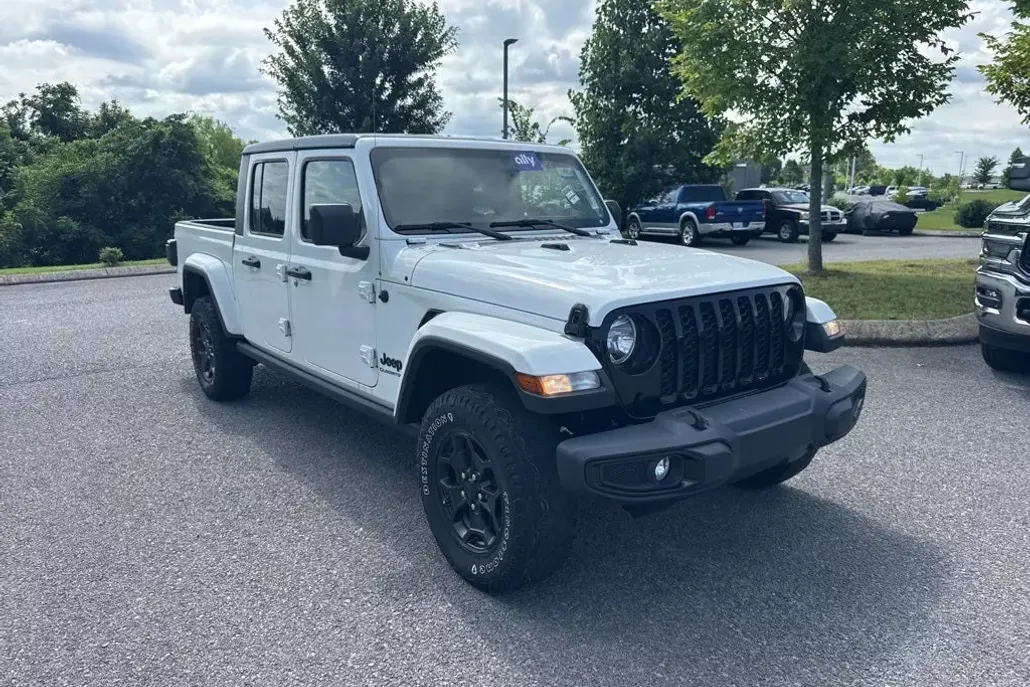 2021 Jeep Gladiator Willys photo 1