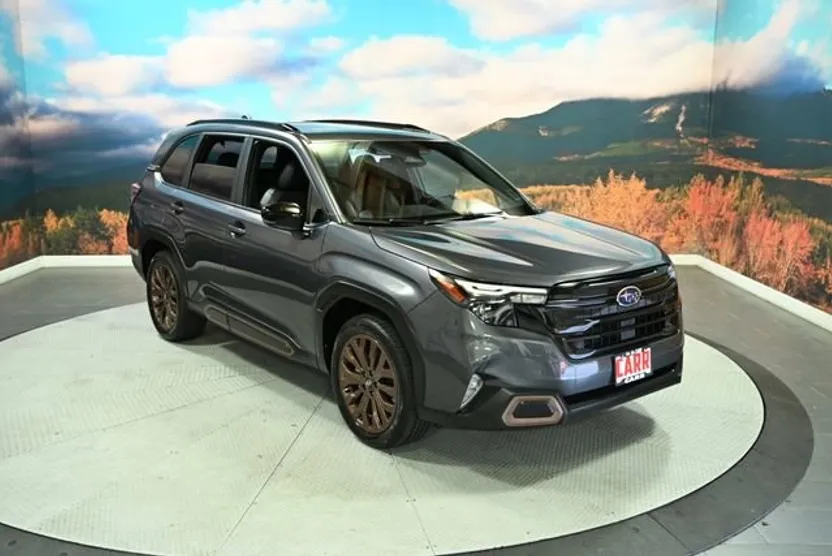 2025 Subaru Forester Sport photo 1