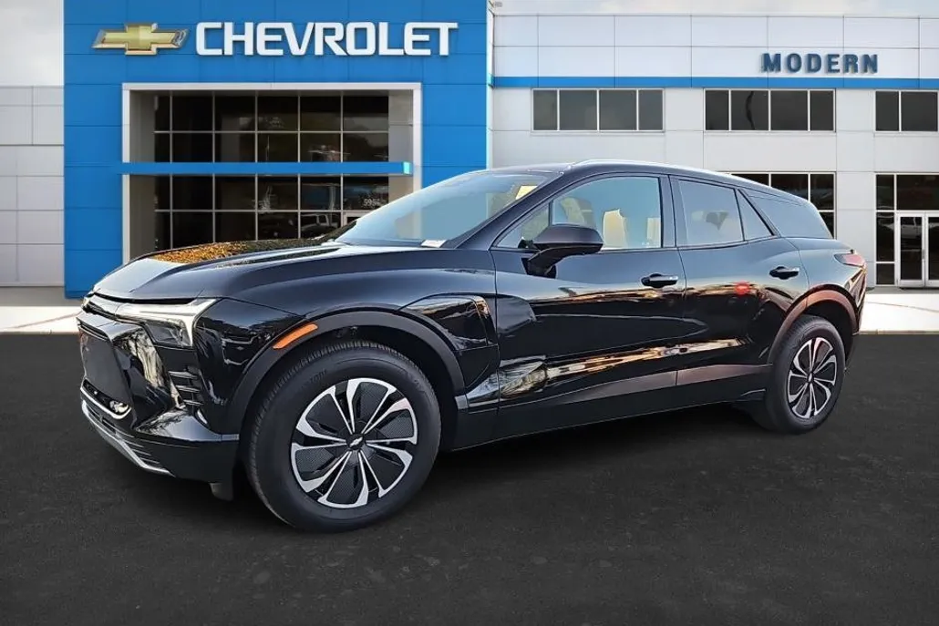 2024 Chevrolet Blazer EV photo 1