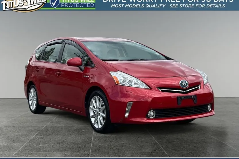 2014 Toyota Prius V Five photo 1