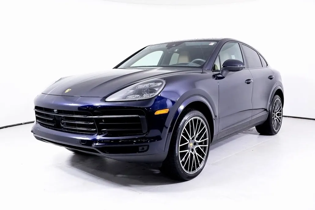 2022 Porsche Cayenne Coupe S photo 1
