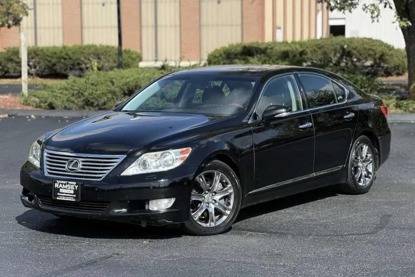 2012 Lexus LS 460 photo 1