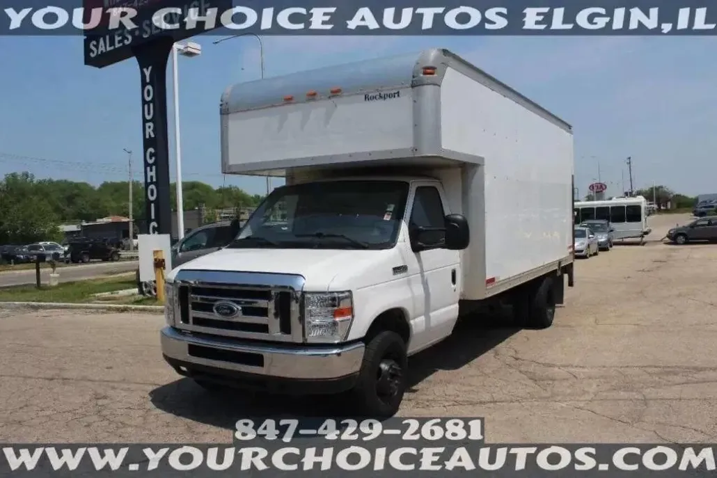 2017 Ford E-450 photo 1