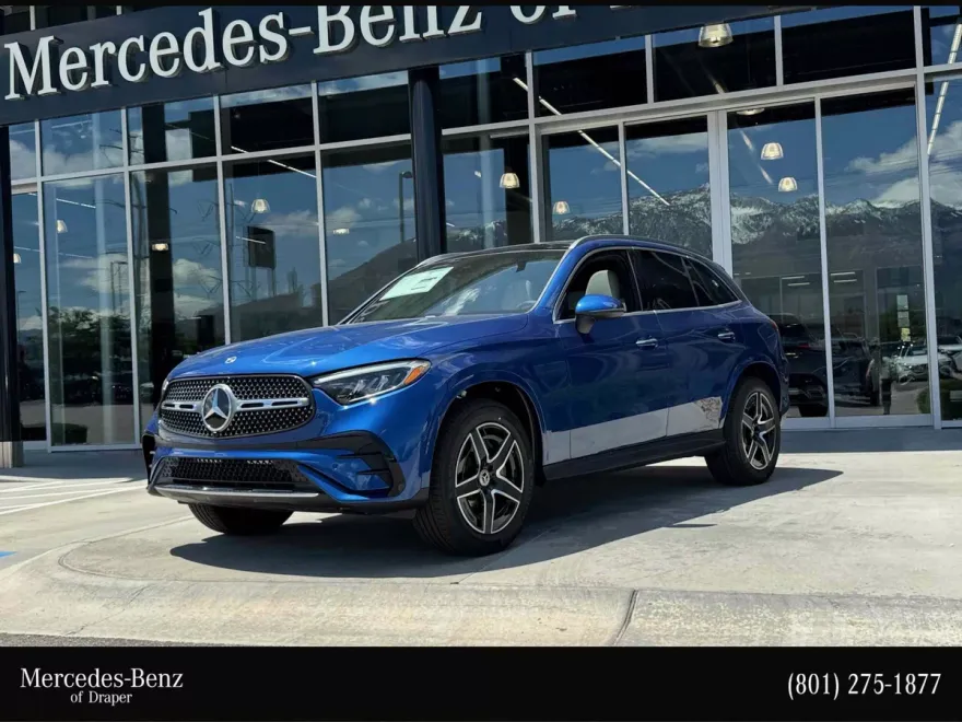 2025 Mercedes Benz GLC 300 4MATIC photo 1