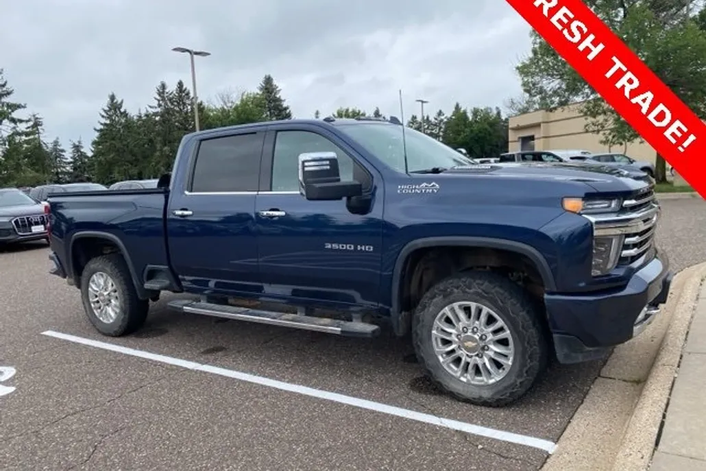 2022 Chevrolet Silverado 3500HD High Country photo 1