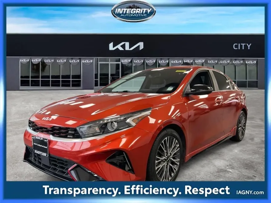 2023 Kia Forte GT-Line photo 3