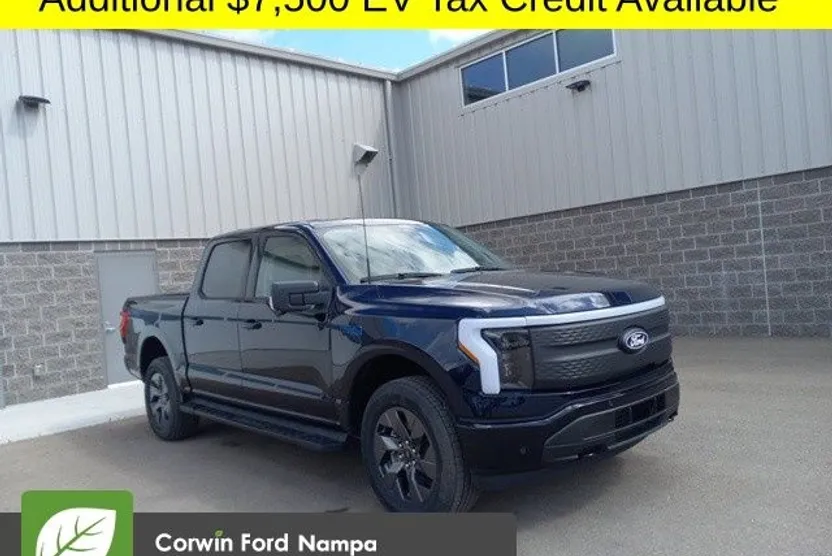 2025 Ford F-150 Lightning photo 1
