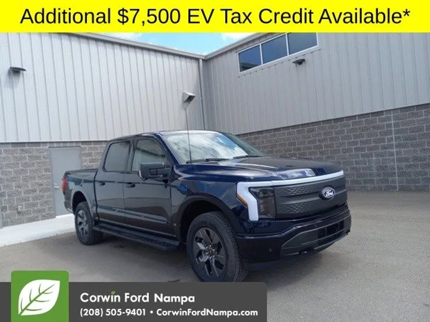 2025 Ford F-150 Lightning photo 1