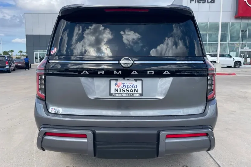 2026 Nissan Armada SV photo 1
