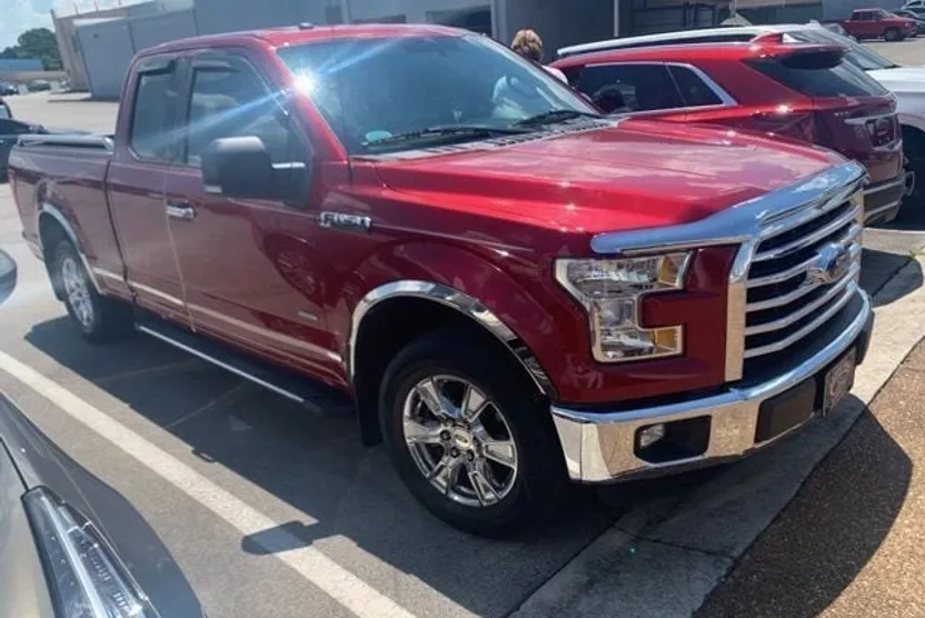 2016 Ford F-150 XLT photo 1